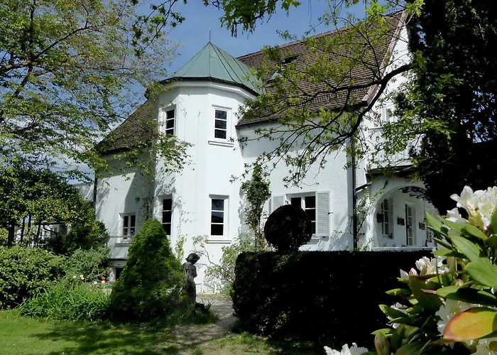 Am Eichholz Galerie & Art-Hotel