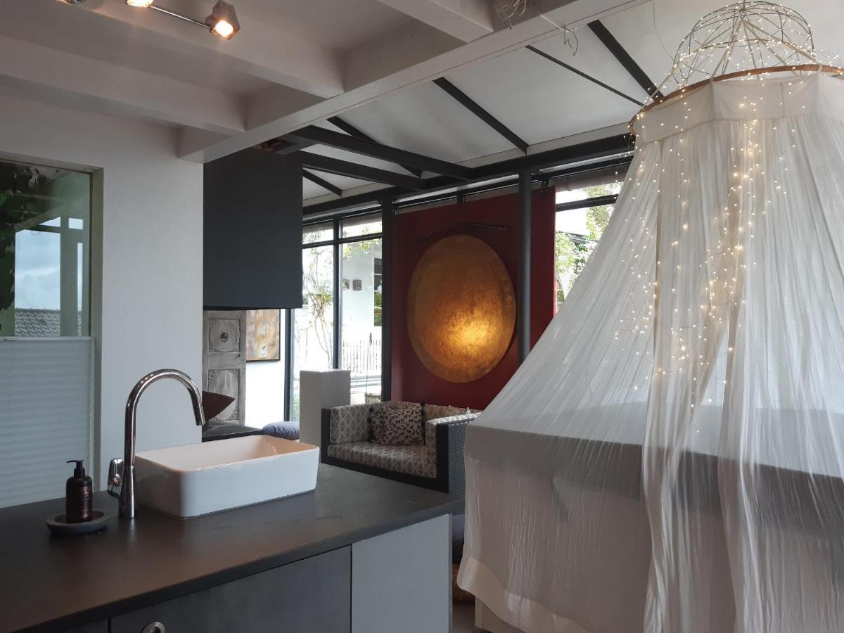 Отель Am Eichholz Galerie & Art-hotel
