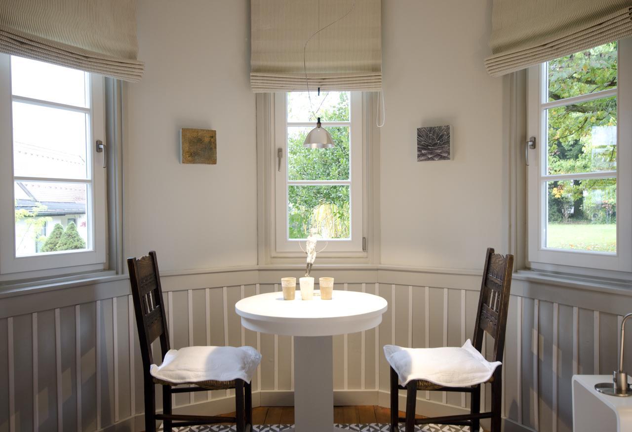Отель Am Eichholz Galerie & Art-hotel Мурнау-ам-Штаффельзее