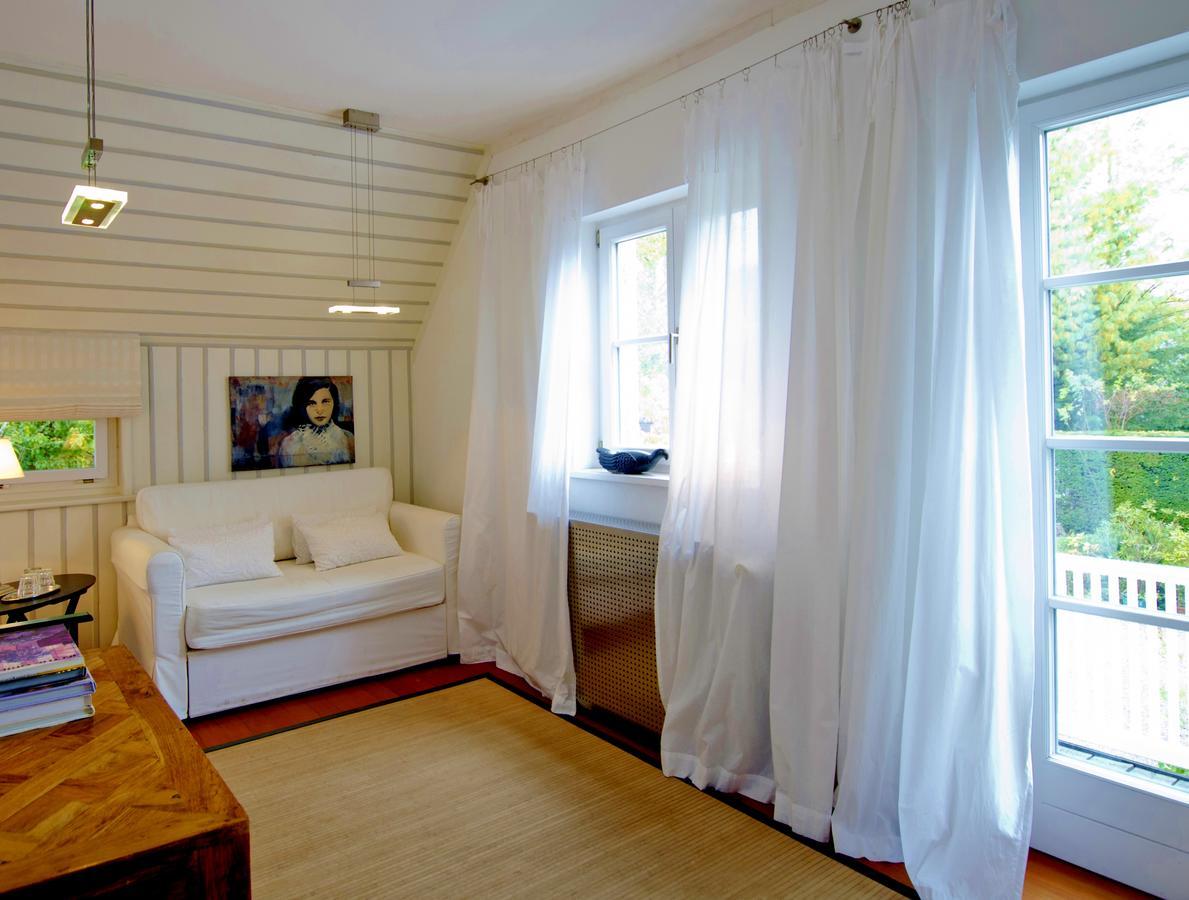 Отель Am Eichholz Galerie & Art-hotel